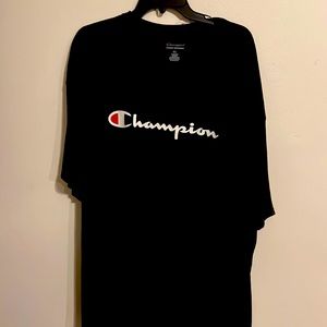 Champion short sleeve t-shirt **NEW**